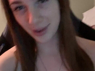 smolbacons onlyfans leggy blonde pampers pussy with her fingers