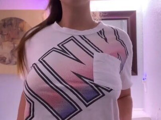 Kelsi Monroe onlyfans Busty skin