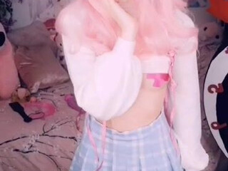 Belle Delphine onlyfans cute lady shows natural tits