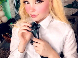 Belle Delphine onlyfans squirt masturbation