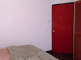 xxxCaligulaxxx gorgeous lady in a long dress