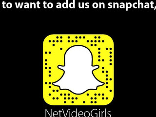 Scarlett_Cummings cute milf fucks shaved cunt