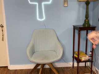 Scarlett_Cummings cute chick fucks herself with sex toys