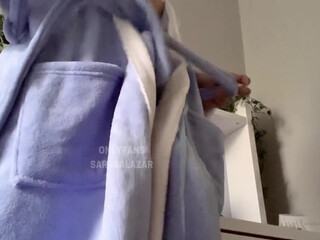 Sara Salazar onlyfans sweet ass and broken cap