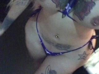 Katy Leon onlyfans naked naughty in fries