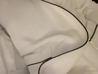 Evie Envy onlyfans scoring bitch fucks herself with a dildo