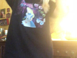 Alix Lynx onlyfans adult skin masturbates with fingers