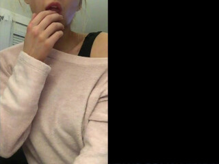 Alix Lynx onlyfans slim blonde beauty poses in underwear