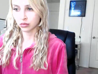 Alix Lynx onlyfans slut fucks pussy and cums