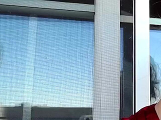 melaniemei latin babe masturbates