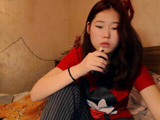 meowed_dance dancing naked and pulling pussy