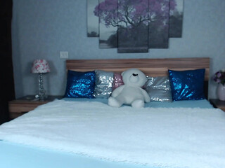 littleeblonddee Naughty bitch