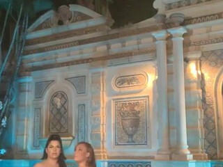 mscandacevon bitch with huge booty caresses hairy cunt