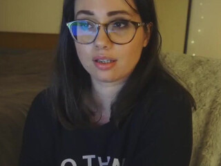 love_dont_be_shy slut pussy fingers in pussy