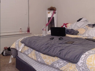 lopezbecky busty young lady fucks her cunt