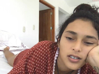 moonroxxx Fantastic chick