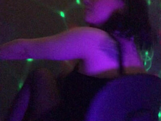 moonlighty_ Piquant woman