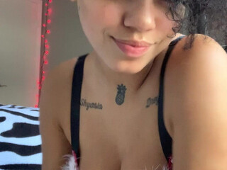 mariaaskyy attractive model fucks pussy with sex toy