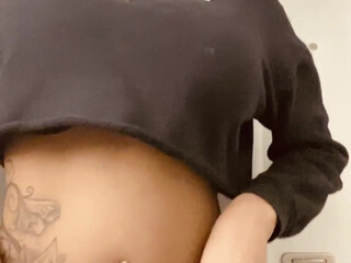 kyrichess sexy lady masturbates ass anus