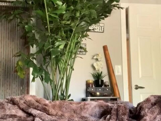 krissylynn cute busty bitch fingering