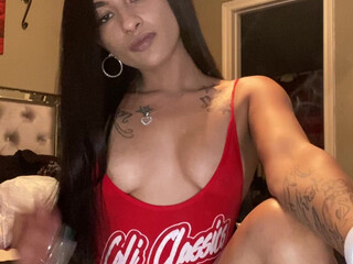 kinky_candy young mischievous woman shows her boobs