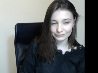 milajoya mature bitch spreads her sexy legs