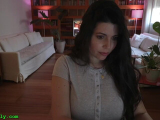 mila_ busty blonde licks nipples