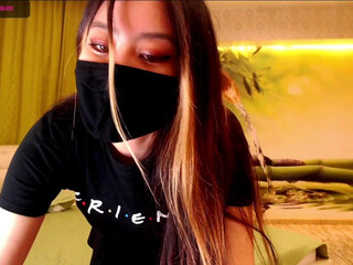 mikishine cute posing in fries