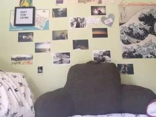 mmmjjj0007 yelling from violent orgasm