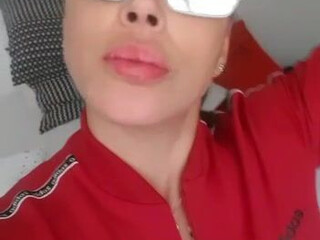 claudia23 big ass bitch shows off charm