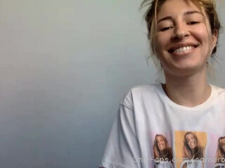 cameroncanela Lovely chicks