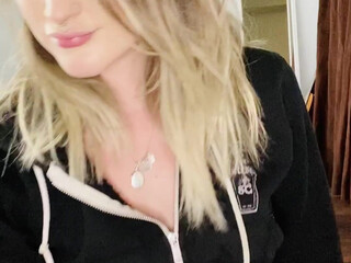 akiramaisuicide Juicy blonde