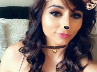 Reena black-haired bitch passionately masturbates cunt