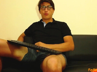 nia_xd Impressive chick