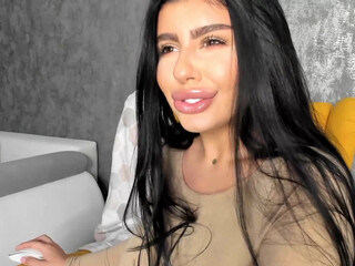 moniqueeass slut slut twirling elastic ass