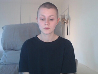 schocki44 seductive pussy shoves balls in the anus