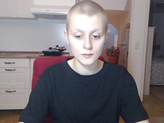 schocki44 busty harlot fingering pussy