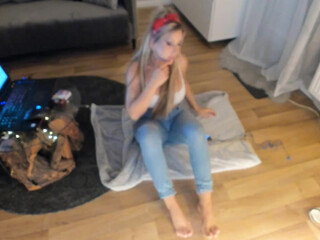 sastina bitch undresses erotically