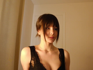 sasha_ursx cute brunette caresses her charms