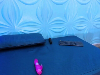 mia_smith13 painted slut caresses small tits