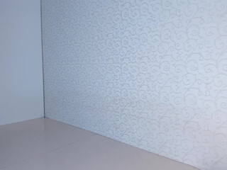 realtoki busty babe fucks herself in her pussy