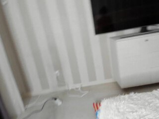 princesjasmine playing with her pussy