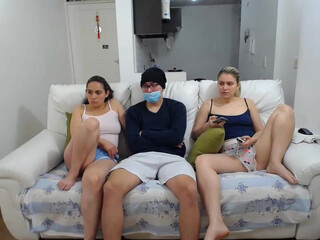 paulina_and_alex Black-haired woman