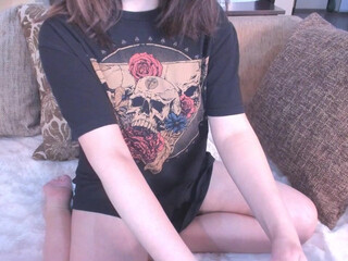 patlee blissful devil caresses shaved vagina