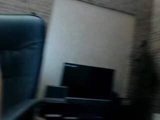 nice_ann masturbates his swollen clit