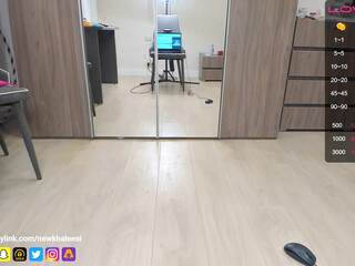 newkhaleesi amazing shows pussy