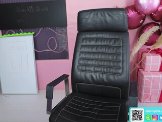 nendaranel Red-haired courtesan