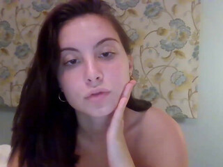 natashabijou i caressed myself with improvised means