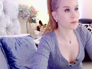 myassistant wonderful babe fucked in pussy after comfort