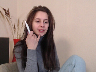 _ariana_grande__ wonderful quinit pushes fingers